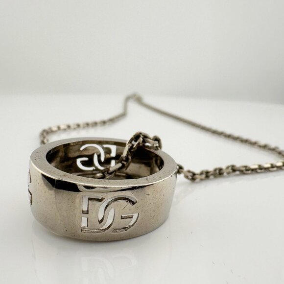 Dolce and Gabanna Cut Out DG Ring with Necklace - Picture 7 of 14